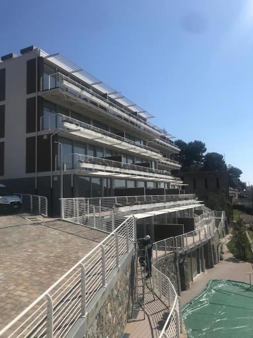 Exclusive With Sea View Apartment Alassio