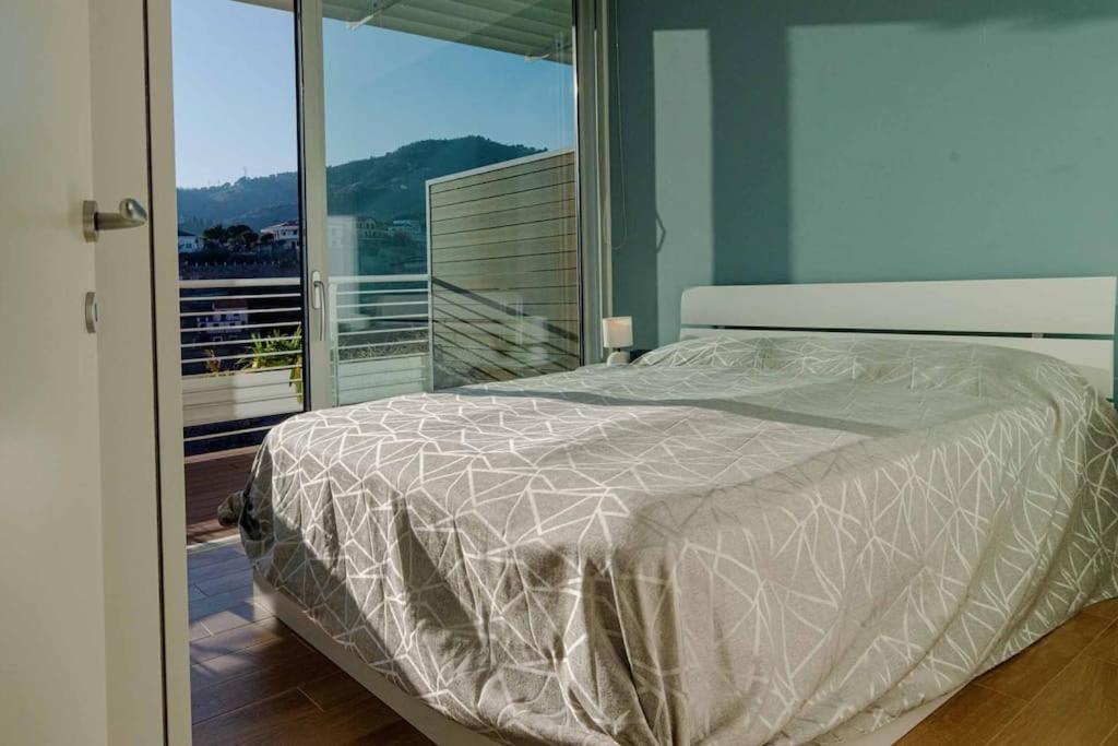 Exclusive With Sea View Alassio